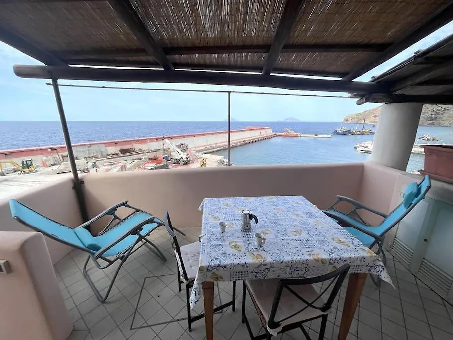 Hébergement de vacances Villa Casa Lemon - On The Scalo Galera Port In Malfa